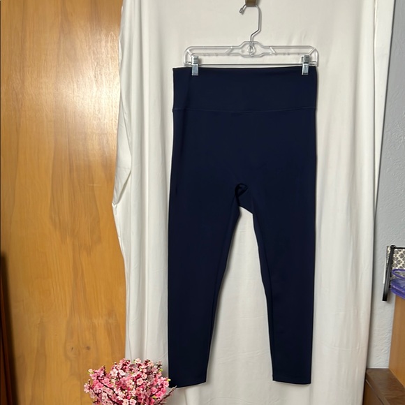 Girlfriend Collective Navy High-Waisted Crop Leggings Size XL - Picture 1 of 7